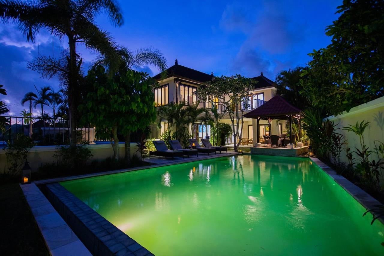 Teras Villa Jimbaran Esterno foto